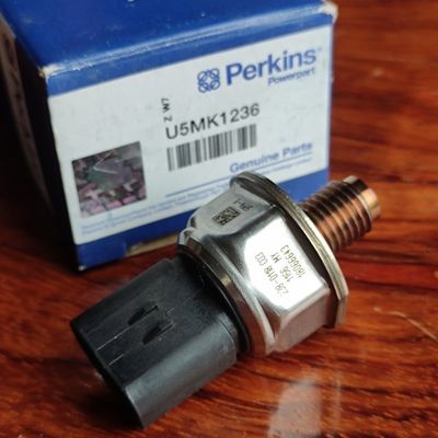 U5MK1236 238-0118 पर्किन्स इंजन पार्ट्स C4.2 C6.4 फ्यूल प्रेशर सेंसर